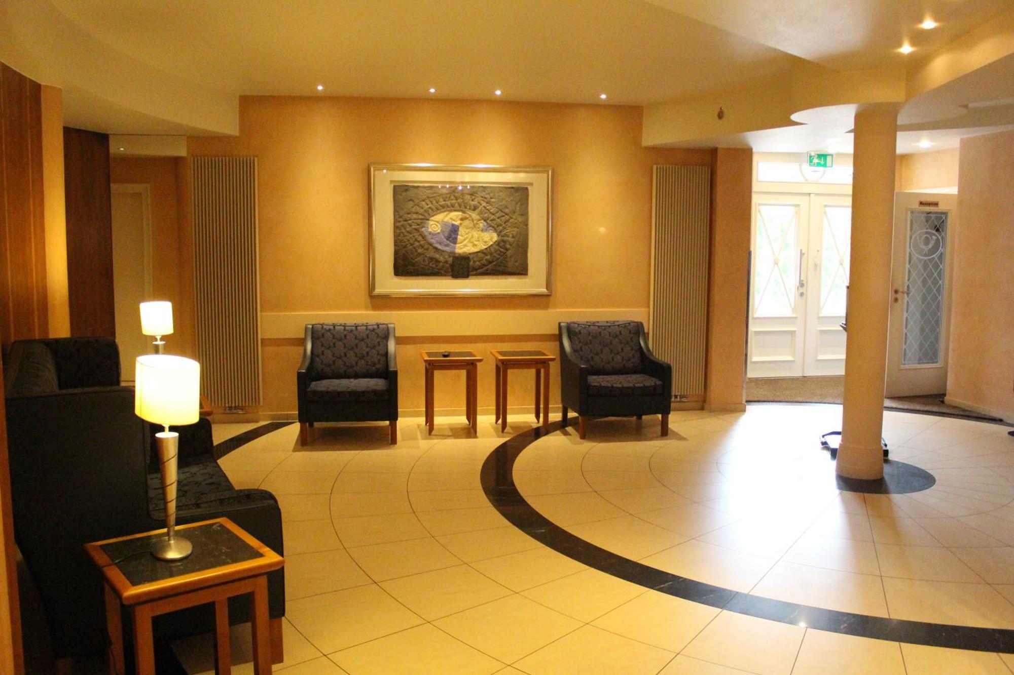 Hotel Zur Post Neubruchhausen エクステリア 写真