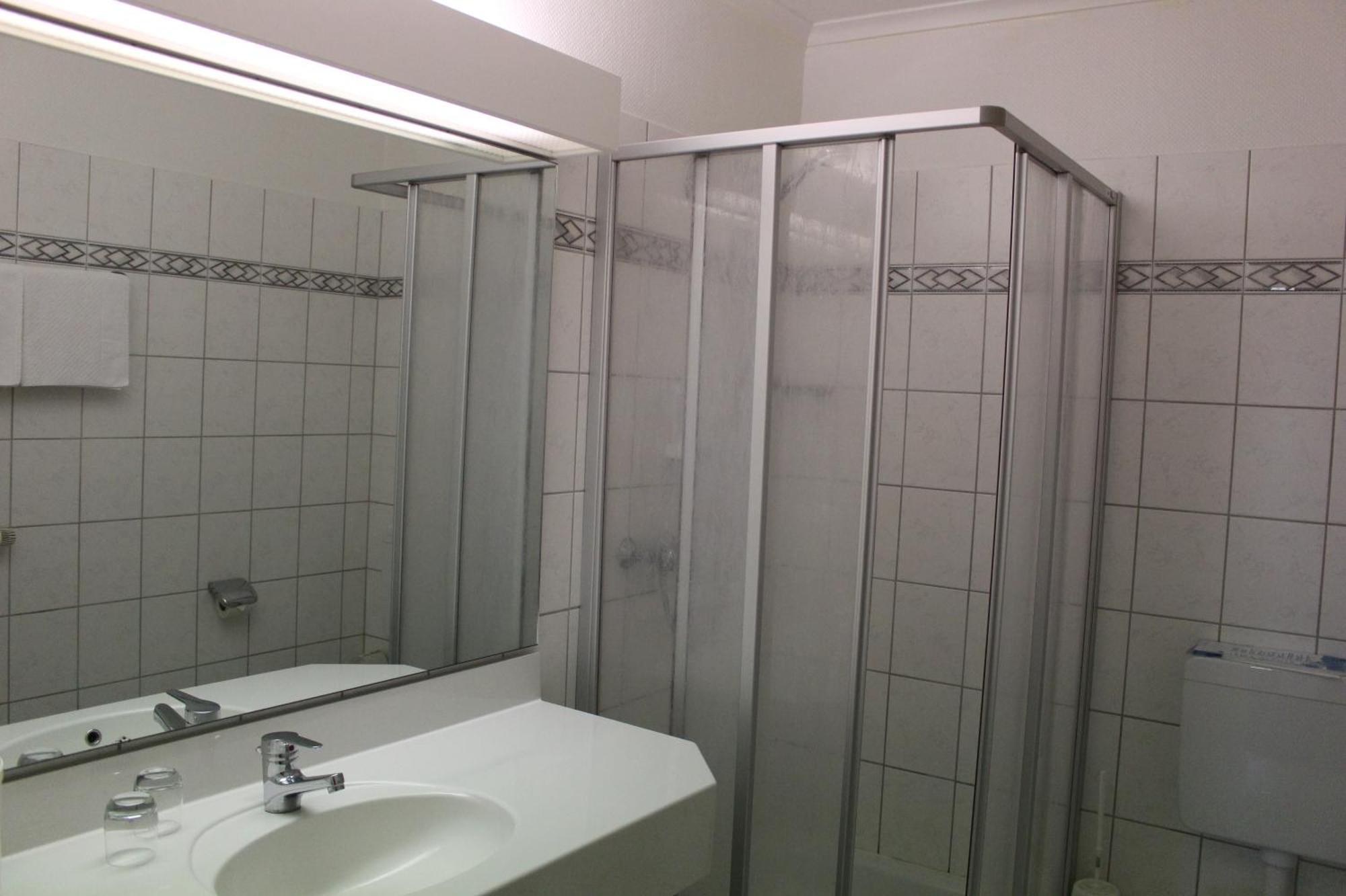 Hotel Zur Post Neubruchhausen エクステリア 写真