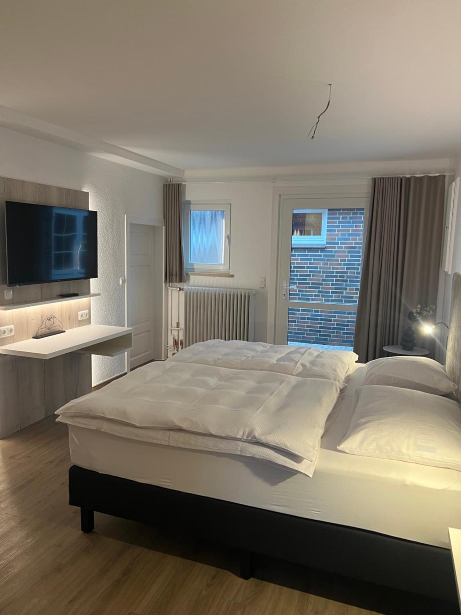 Hotel Zur Post Neubruchhausen エクステリア 写真