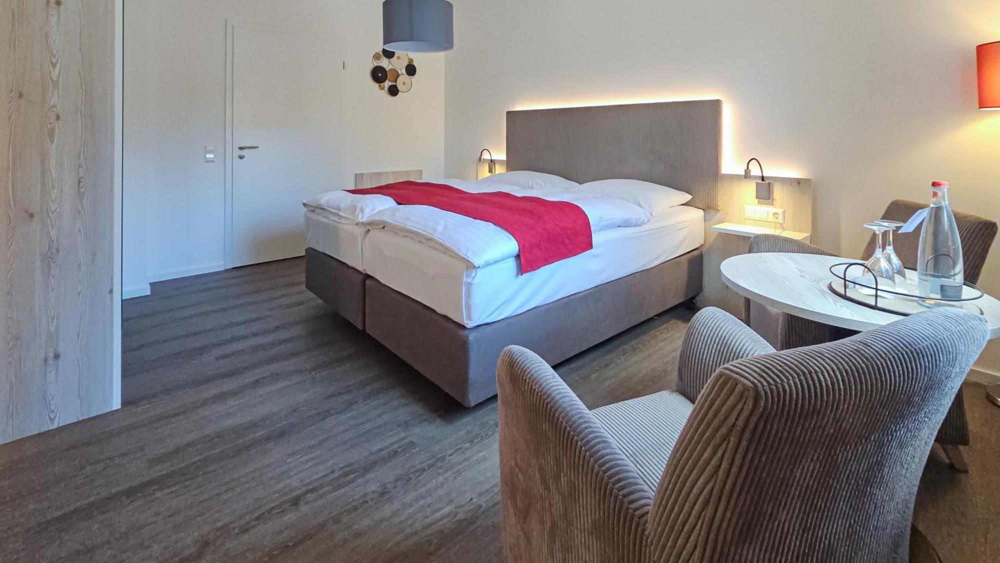 Hotel Zur Post Neubruchhausen エクステリア 写真