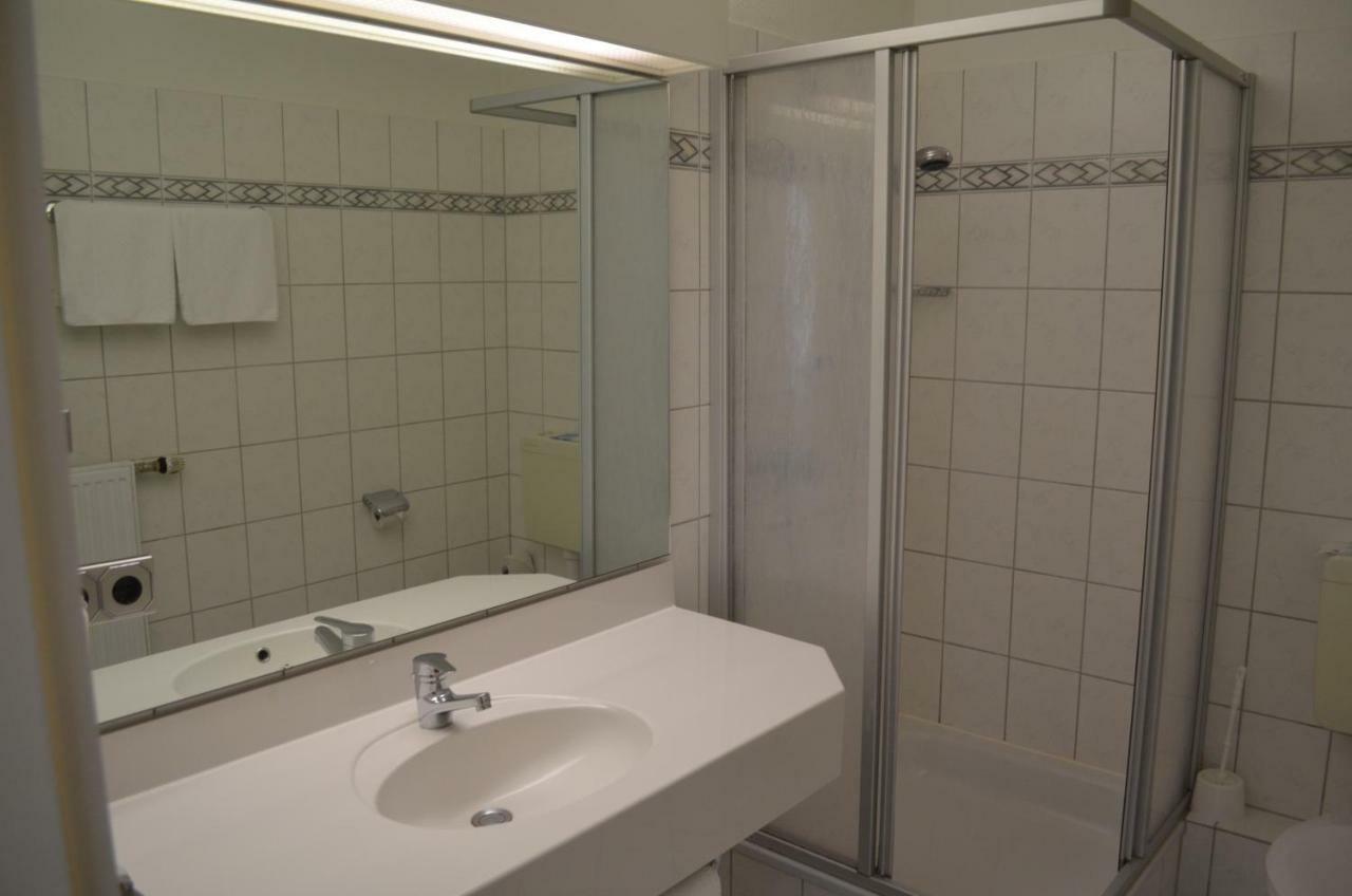 Hotel Zur Post Neubruchhausen エクステリア 写真